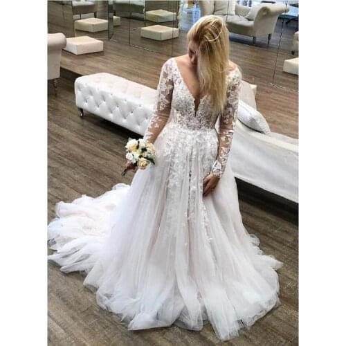 Elegant Long Sleeve Wedding Dresses Deep V Neck Appliques Lace Country Garden Bride Party Dress Backless Bridal wedding Gowns