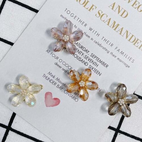 New DIY Jewelry Findings 25*23mm Gold Tone Plated Pearl Core Crystal Rhinestone Alloy Flower Necklace Pendants Earring Charms