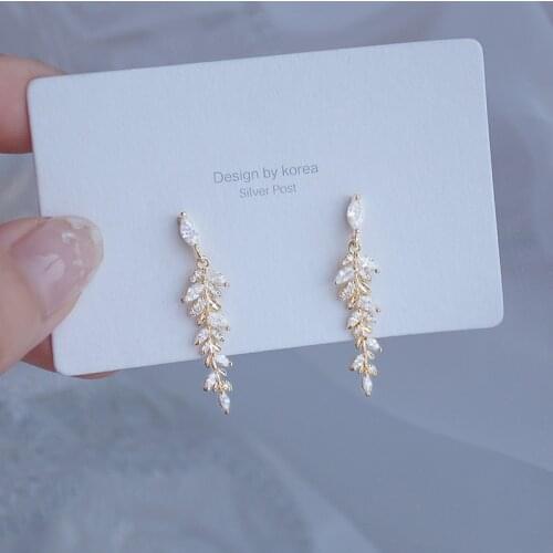 Sweet Leaf Tassel Drop Earring Shiny Zircon Birthday Gift for Girlfriend Romantic Metal Gold Thin Earring Lady Wedding Jewelry