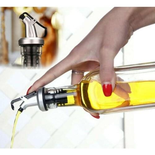 Multi-functional Wine Pourers Tools Liquor Dispenser Top Oil Sprayer Stopper Leakproof