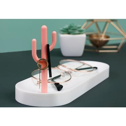 Plastic Makeup Organizer Cactus Shaped Jewelry Box Creative Cosmetic Organizer Glasses Lipstick Rack Necklace Display