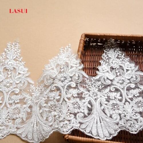 LASUI 30 cm/1 yard/1 lot white cord embroidery lace trim soft mesh wedding veil ,dress DIY handmade materials clothing 0159