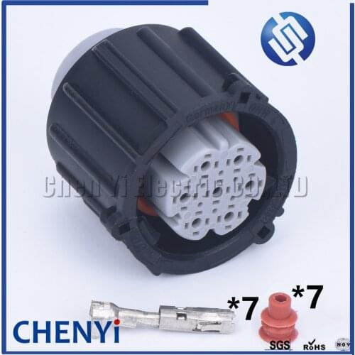 1 set 7 pin circular car Sealed waterproof auto connector Pressure sensor plug temp resistance car connector