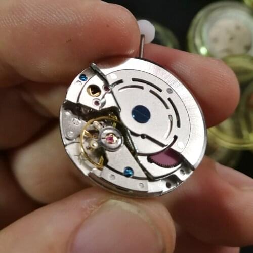 Suitable for Pearl 2813 Movement Three-needle Domestic 8205 8215 Movement