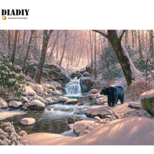Full round drill 5D DIY Diamond embroidery Black Bear Brook Diamond Painting Cross Stitch Rhinestone Mosaic decoration