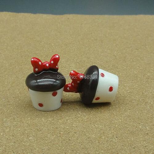 1pcs/lot Resin hote sell white bowknot spots cake cup 24mm kawaii cabochons DIY christmas decorations A008-7