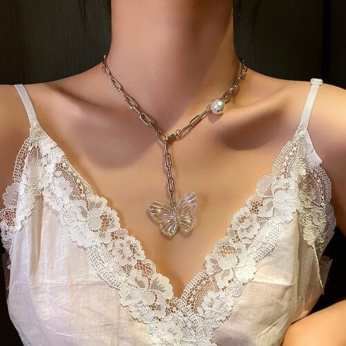 GSOLD Trendy Fashion Colorful Acrylic Butterfly Pendant Necklace Women Simple Temperament Imitation Pearl Alloy Neck Jewelry