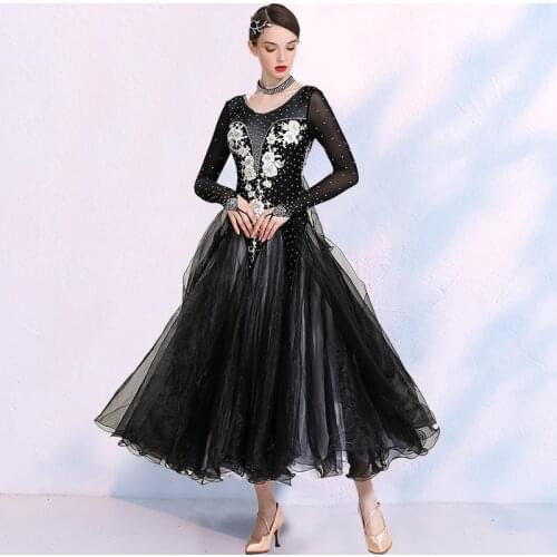 2018 New High Quality Ballroom Dance Dresses Long Sleeve foxtrot Dancing Skirt 4 Color Women Stage Waltz Ballroom Dress