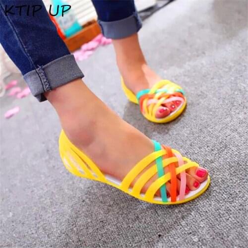 Sandals Women Jelly Shoes Rianbow Summer Sandals Female Flat Shoe Casual Ladies Slip On Woman Candy Color Peep Toe Beach Shoes