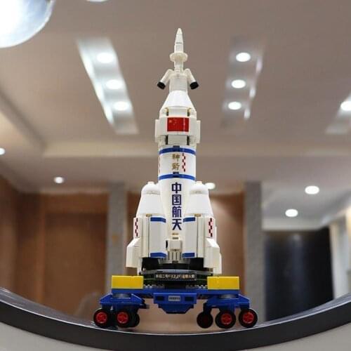 SEMBO Block Space Station Saturn V Rocket Building Blocks City Rockets Long March Astronaut figure man Bricks set Kid Toys Gifts