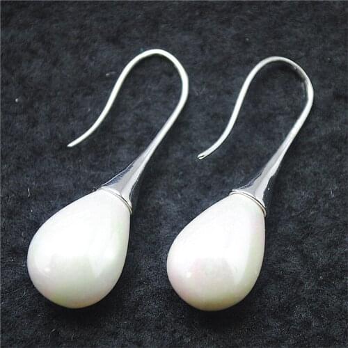 2PCS Women Earring Pairs Mother Of Pearl Material Frech Studs White Colors For Party Wearring Brass Material Metal