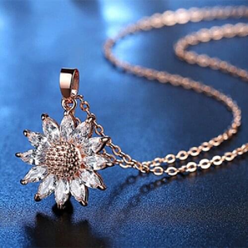 Wholesale mixed color shiny zircon flower pendant beautiful crystal flower necklace ladies fashion jewelry autumn new style