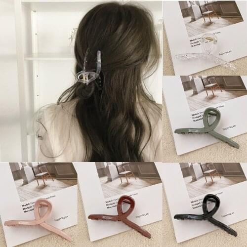 Ruoshui Woman Elegant Transparent Hair Crab Women Hair Accessories Girls Hairpins Hair Claw Clips Ladies Ornaments Barrettes