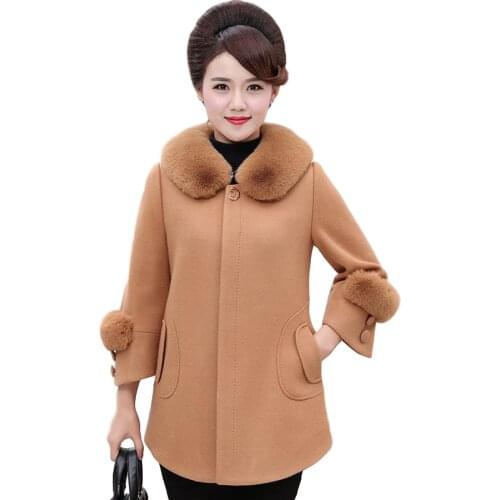 Large Size Womens Clothing Doll Collar Outwear Spring Fall Middle-aged Lady Woolen Coat Gross Collar Short Jackets Add Velvet