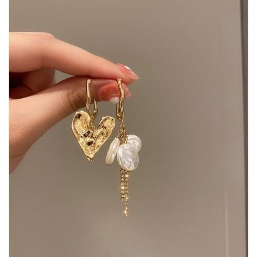 Minar Unique Asymmetric Gold Color Irregular Love Heart Pendant Earrings for Women Genuine Pearl Dangle Earrings Accessories