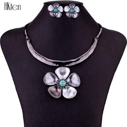 MS1504685 Fashion Jewelry Sets High Quality Necklace Sets For Women Jewelry Black zinc plating Unique Flower Design Party Gift