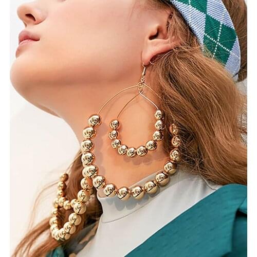 Stylish and exaggerated metallic beaded earrings, geometric gold pendant earrings, and 2020 Korean Womens accessories