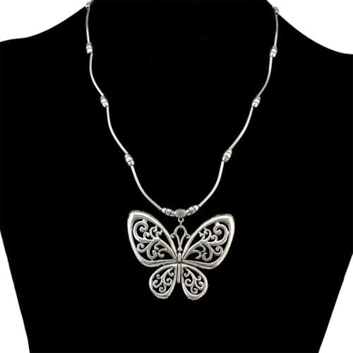 Popular to the Women Butterfly Tassel Shape color Plated Chain Charm Short Choker Bid Neckalce Butterfly ShapePendant Necklace