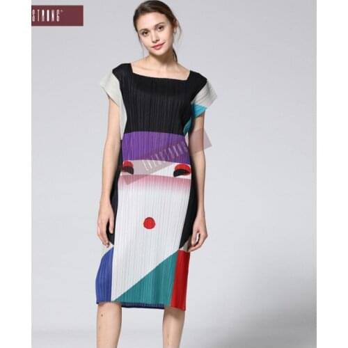 HOT SELLING Miyake Fashion patchwork short sleeve sequined square collar fold dress straight dress IN STOCK