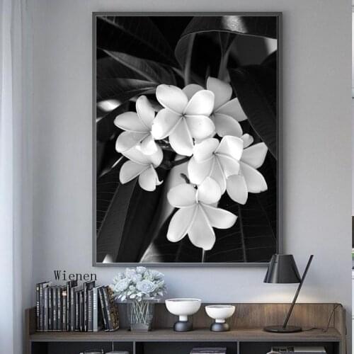 Nordic Small Fresh Minimalist Black and White Poster Flower Canvas Painting Wall Art Pictures for Interior Bedroom Home Decor