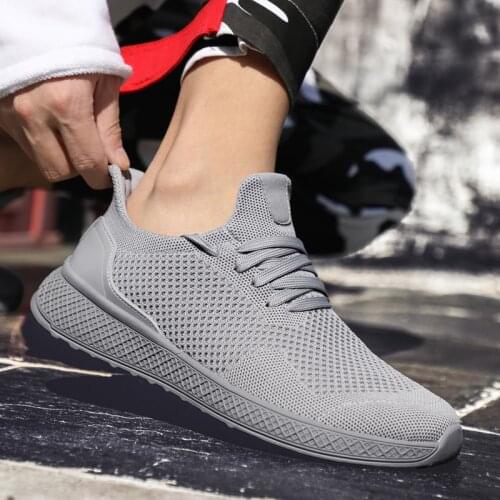 Light Weight Running Shoes For Men 2020 Spring Autumn Black Comfortable Anti Slip Male Shoes Outdoor Walking Sneakers Men 36-45