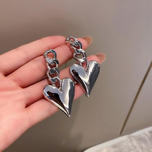 Personality Silver Color Cuban Chain Heart Earrings for Womens Big Earrings Party Jewelry Hip Hop Earrings Fashion Accessories
