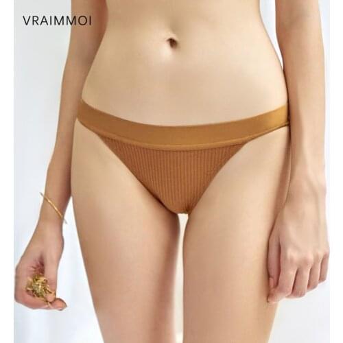 Cotton Underwear Low Waist Undies New French Style Young Girl Panties Solid Thread Briefs Seamless Womens Sexy Lingerie