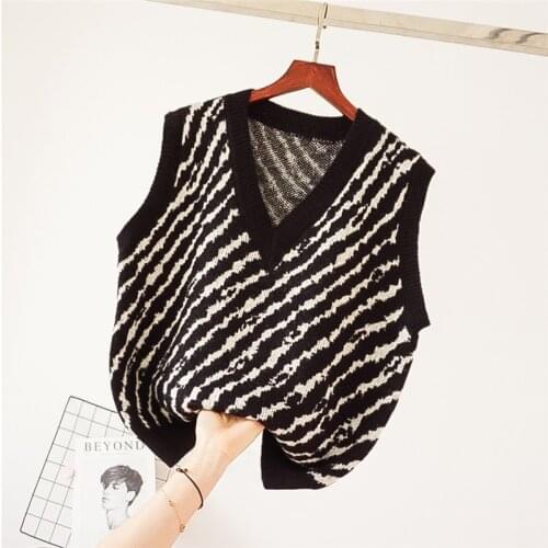 Women Sweater Vest Autumn 2020 Korean Style Vintage V Neck Sleeveless Pullover Knitted Woman Sweaters Tops Weave Print Vest