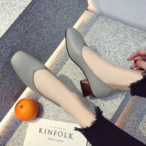 Retro Style Simple Solid Color Square Heel Temperament Ladies High Heels Single Shoes Summer Fashion New Square Toe Casual Shoes