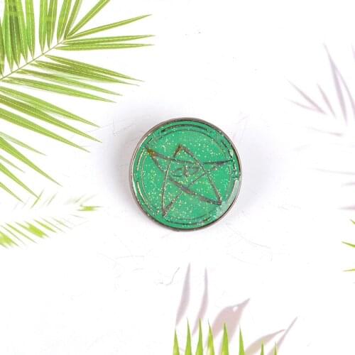 Adventure game green round five-pointed star pattern enamel brooch "The Call of Cthulhu" Simple and stylish personality badge