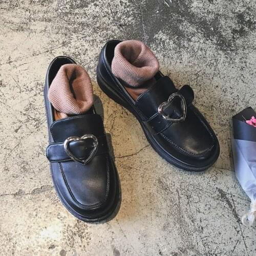 Leather shoes female European and American college wind flat bottom Harajuku retro womens shoes