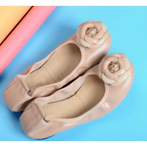Soft Bottomed Flats Women Camellia Blossom Shoes Genuine Leather Ballerina Round Toe Single Shoes Lady Work Wedding Floral Shoes