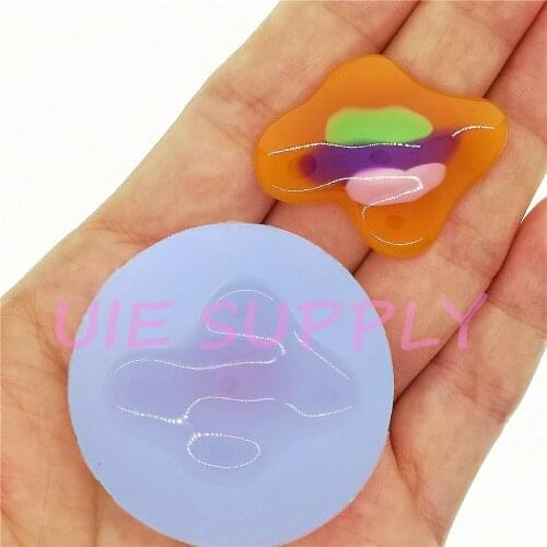 BYL548U 35.7mm x 28.7mm Silicone Mold Fondant Cake Decoration Candy Resin Clay Earrings Necklace Craft Soap Candle FOOD SAFE