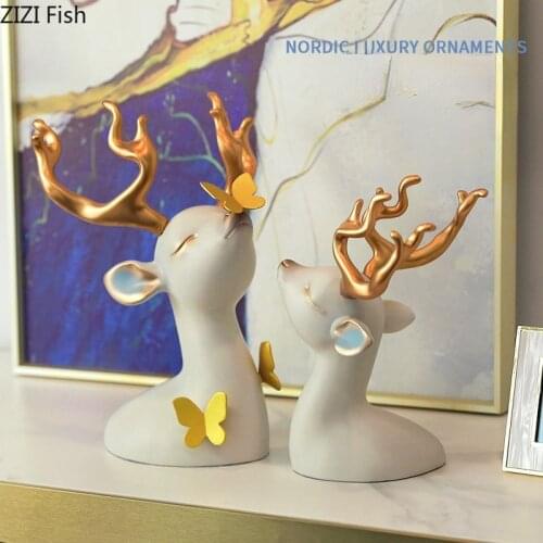 European Cartoon Animal Elk Bust Sculpture Crafts Golden Antler Deer Figurine Holiday Gift Countertop Living Room Decoration New