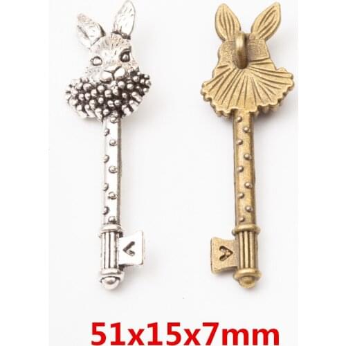 Wholesale 5 pcs quality key Pendant Alloy DIY Fashion charm Bracelet Necklace Jewelry Accessories 5685