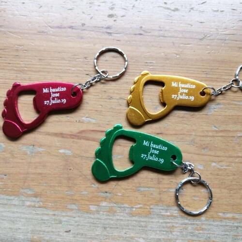 Personalized Logo Text Cute Baby Foot Bottle Opener Key Chain For Wedding Birthday Baby Shower Company Celebration Souvenir Gift