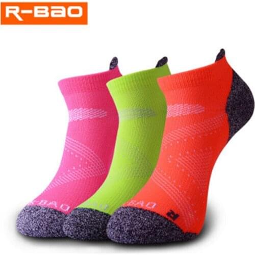 R-BAO 2018 New Water Absorption And Quick-Drying Running socks Outdoor Sports Socks Fitness Terry Compression Short Socks