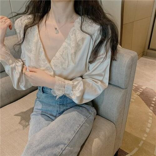 2021 Spring V-Neck Womens Shirts Patchwork Lace Shirt Tops Women Korean Casual Elegant Long Sleeve Blouses Solid Button 13654