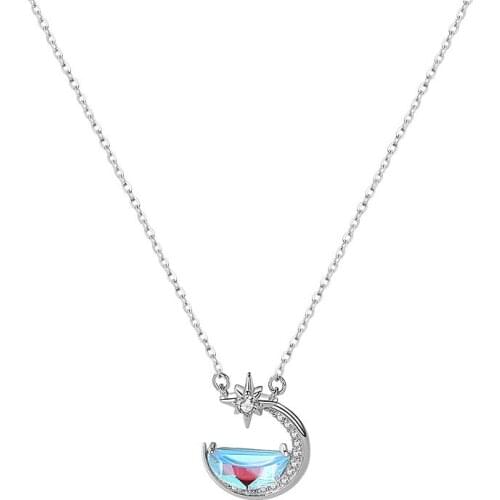 A Girl' Sweet Moon Cubic Zircon Jewelry Mirage Necklace For Woman Crescent Clavicle Chain Pendant Necklaces