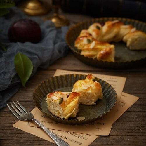 Handcrafted Vintage Metal Tray Unique Floral Rim Antique Metal Tray Round Rustic Retro Iron Plates For home Church Wedding