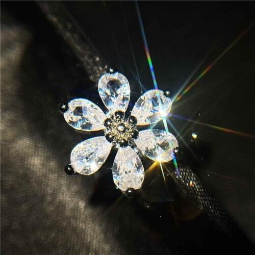 Shining White Zircon Flower Ring Female Luxury Crystal Stone Opening Ring Antique Silver Color Wedding Rings For Women Accessory