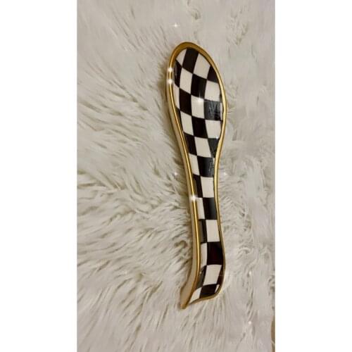 Checkerboard Embossed The Spoon Holder