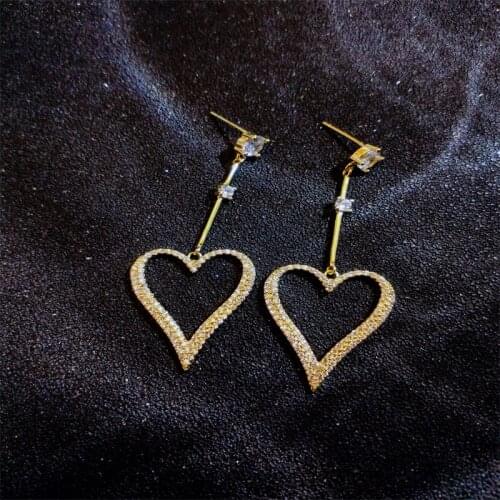 Popular Golden Alloy Hollow Out Heart Stud Earrings with Dazzling Crystal Graceful Women Love Silvery Girls Long Lovely Jewelry