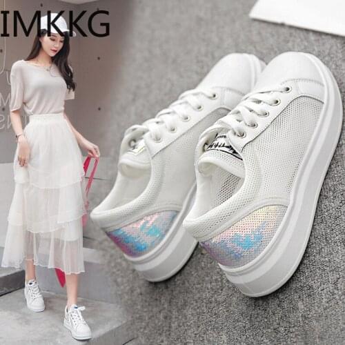 Women Sneakers 2019 Fashion Breathble Vulcanized Shoes Pu leather Platform Lace up Casual White sneaker Tenis Feminino A00309