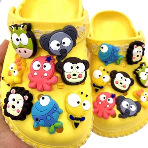 1PCS Big Eyes Animal Shoes Charms Fit For Croc Monkey Decoration Wristband Garden Slipper Silicone Accessoires Buckle