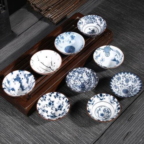 6Pcs/set Blue And White Chinese Porcelain Kung Fu Tea Cup Bowl Set Ceramic Drinkware Retro Tea Cup Gaiwan Creative Gifts Random