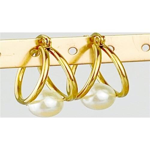 2021 new C-type big pearl earrings Korea Dongda Gate temperament net red simple short earrings female INS wind