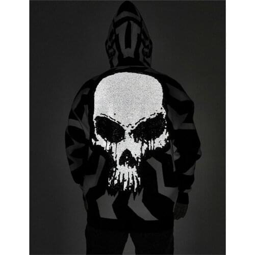 Autumn and winter hot-selling street reflective skull sweater loose hooded pullover sweater black and white stitching sweater me