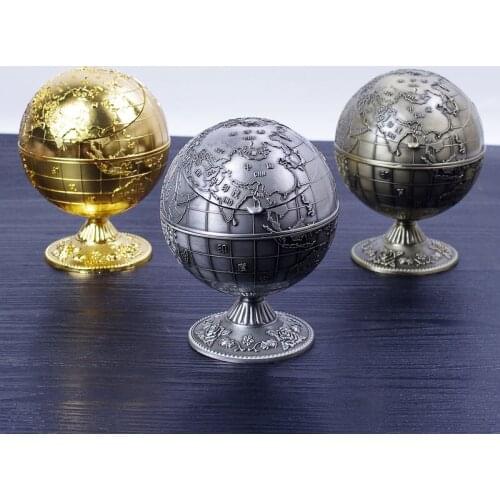 Creative vintage globe styling ashtray Personality metal globe ashtray decortaion