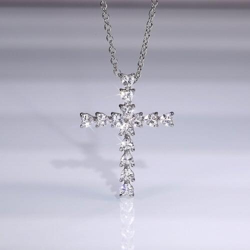 Delicate heart-shaped crucifix pendant necklace for womens sparkling CZ Zircon wedding fashion necklace jewelry